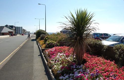 Tywyn House | Premier Caravan 253 at Neptune Park