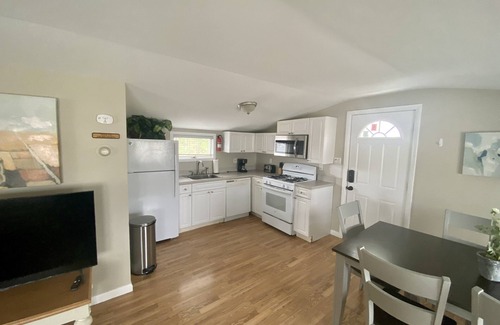 Ortley Beach House | PREMIER HOST- 2BR SEASIDE PARK SUITE572, One Short Block to Beach, Kit, Liv Room