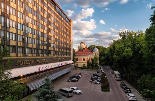 Lviv City Center Hotel | Premier Hotel Dnister