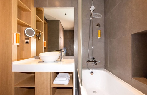 International City Hotel | Premier Inn Dubai Dragon Mart