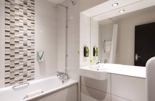 St George's Quarter Hotel | Premier Inn Liverpool Lime Street