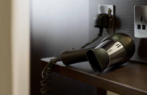 Fairfield Hotel | Premier Inn London Croydon South - A212