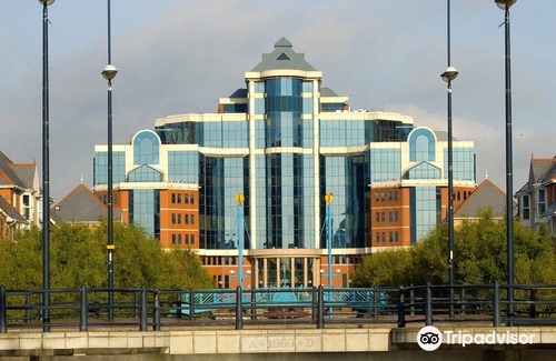 Salford Hotel | Premier Inn Manchester - Salford Quays