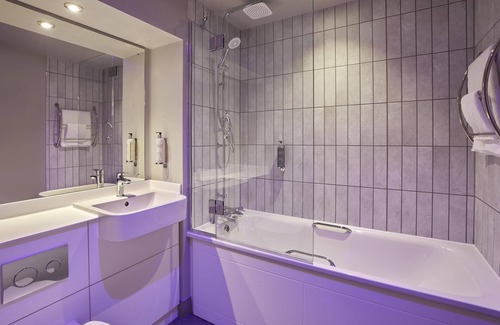 Wolverhampton Hotel | Premier Inn Wolverhampton City Centre