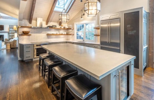 Stratton Mountain House | Premier Stratton Mountain Resort Location Flowing Springs