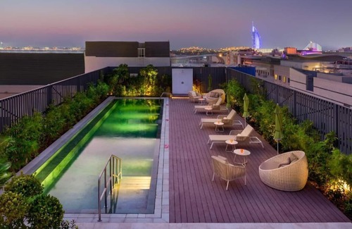 Al Barsha 1 Apartment | Premium 1 Bedroom Apartment Near Mall Of Emirates