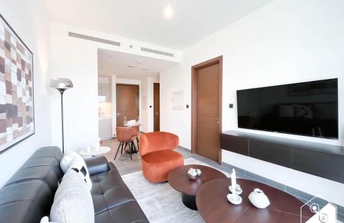 Nad Al Sheba Apartment | Premium 1BR Retreat, Balcony Bliss, Pool & Gym