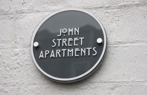 Oban Apartment | Premium 2 Bed Apt 1st floor sleeps 4 adults in Oban town