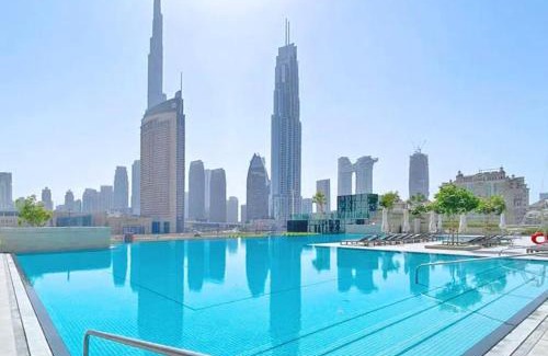 Bur Dubai Apartment | Premium 3BR plus Maids Burj Khalifa & Dubai Mall view