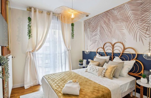 Faubourg de l'Arche Apartment | Premium and spacious apart terrace parking