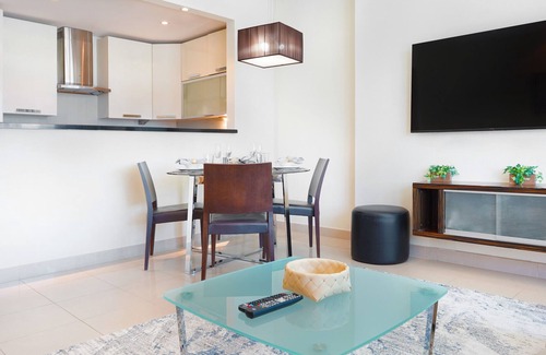 Jumeirah Lake Towers Apartment | Premium Apartment in the Heart of JLT