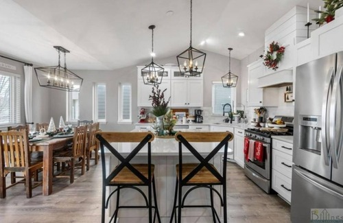 Rimrock House | Premium Home with Fire Pit-Patio Private Park, Walking Path, Family Neighborhood