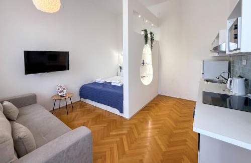Ferencvaros Apartment | Premium Lily Apartment
