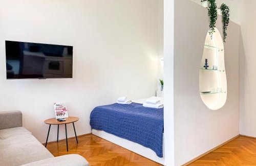 Ferencvaros Apartment | Premium Lily Apartment