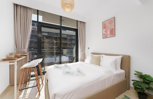Nad Al Sheba Apartment | Premium Studio in Azizi Riviera