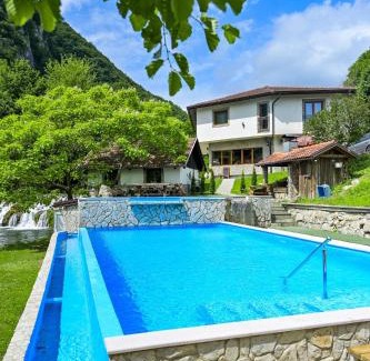 Jajce Hotel | Prenoćište Slapovi