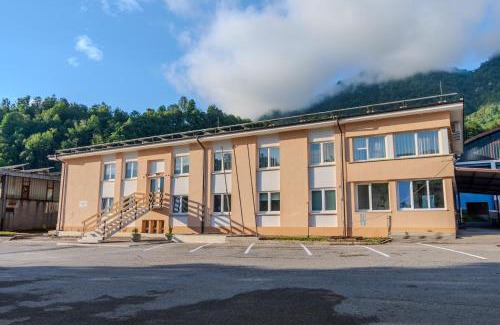 Poljubinj Hotel | Prenočišča AUTUR