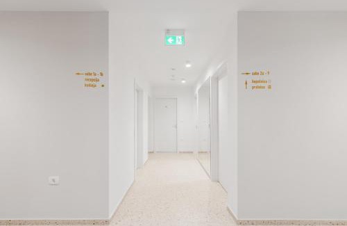 Poljubinj Hotel | Prenočišča AUTUR