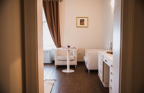 Bizeljsko Bed & Breakfast | Prepustite se udobju VILE ISTENIČ