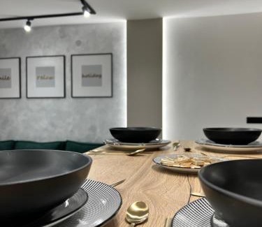 Pale Apartment | President Lux Apartment