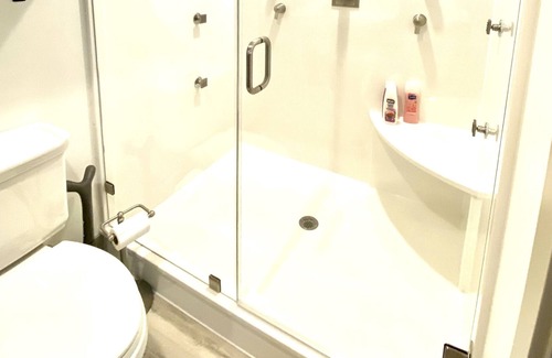 Rexburg Apartment | Presidential Luxury Suite#3 Free dinner & b-fast
