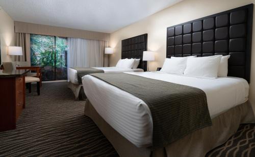Vernon Hotel | Prestige Vernon Lodge