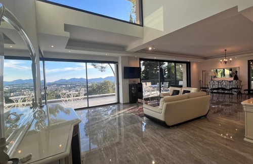 Mougins Villa | Prestigious villa - Sea view