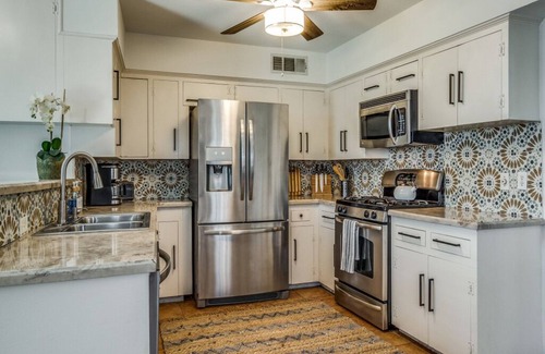 Preston Hollow House | Preston Hollow in between Home