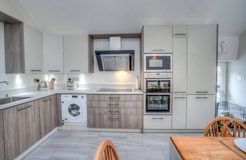 Abersoch Cottage | PRESWYLFA, family friendly, character holiday cottage in Abersoch