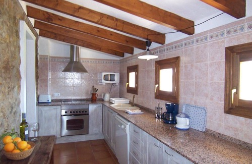 Pollensa Villa | Pretty 2-Bedroom Cottage, A/C, Private Pool, Idyllic Countryside Location just 5 mins from Pollenca