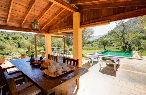 Pollensa Villa | Pretty 2-Bedroom Cottage, A/C, Private Pool, Idyllic Countryside Location just 5 mins from Pollenca