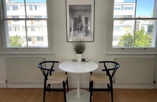 Campden Apartment | Pretty Apartment in Notting Hill - 1 min from tube