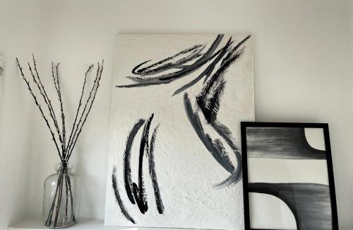 Campden Apartment | Pretty Apartment in Notting Hill - 1 min from tube
