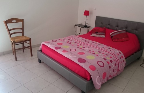 Ciboure House | pretty house with garden and private parking, furnished tourism classified 4 stars ****