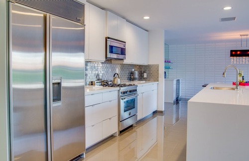 Canyon Corridor House | Pretty in Pink at Indian Canyons