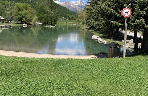 La Salle-les-Alpes Apartment | Pretty T2 for 4 people. Beautiful view. La Salle les Alpes. Residence L'Alpaga
