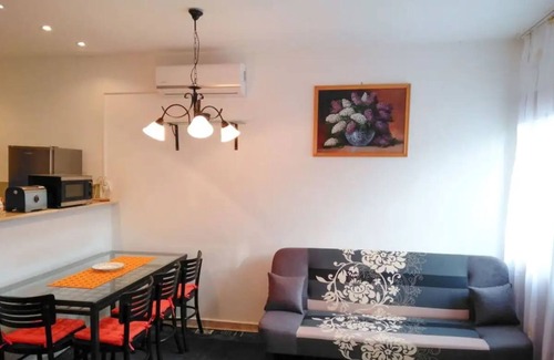 Balatonmariafurdo House | Pretty terrace, air conditioning, 2 bedrooms, baby bed, barbecue area, parking