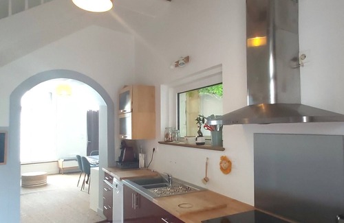 Chinon House | Pretty town house in the heart of Chinon + garden