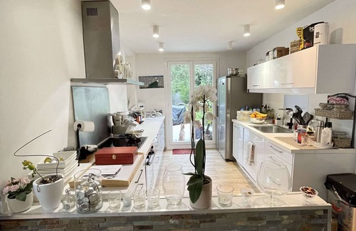 Tavel House | PRETTY VILLA WITH POOL SLEEPS 8