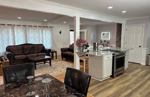 National Hills House | Price reduced. Pool home, Augusta, next to Masters Golf Course- National Hills