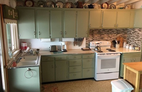 Bonner County House | Priest Lake BEACHFRONT with 2-slip dock