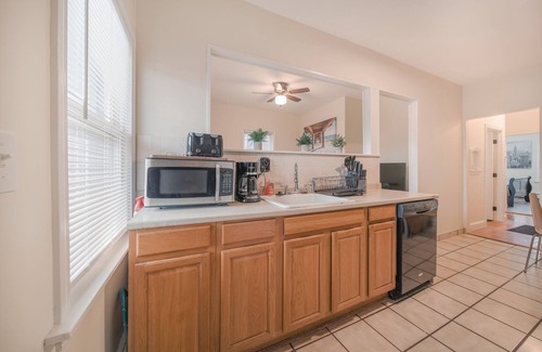 Dorchester Apartment | Prime 2BD Urban Retreat in Boston