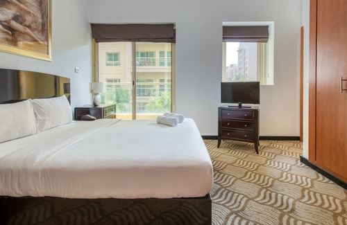 The Greens Apartment | Prime 2BR at Al Alka The Greens by Deluxe Holiday Homes