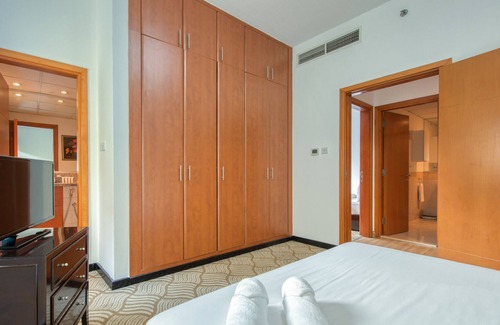 The Greens Apartment | Prime 2BR at Al Alka The Greens by Deluxe Holiday Homes