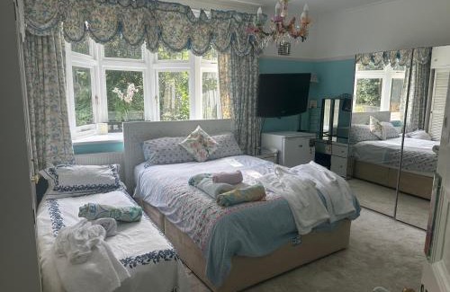 Winton House | Prime Bournemouth stay with luxury spa option