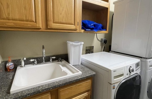 Wilmington Historic District Condo | Prime downtown location, luxury condo getaway