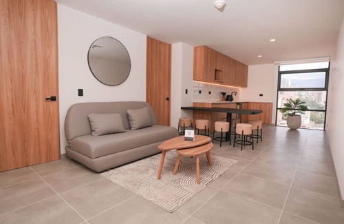 San Diego Apartment | Prime El Poblado Apt - 3BR + Cowork & Jacuzzi