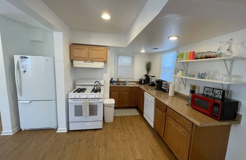 Ortley Beach House | Prime Location Close to Beach, Bay & Boardwalk. Beach Passes included!