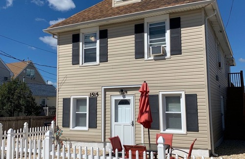 Ortley Beach House | Prime Location Close to Beach, Bay & Boardwalk. Beach Passes included!