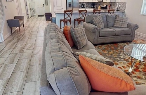 Davenport House | Prime Location Just Behind the Waterpark! High demand discounts apply for Fall!